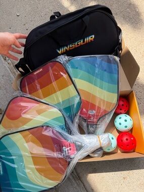 NIB Vinsguir Pickleball Paddles Set of 4